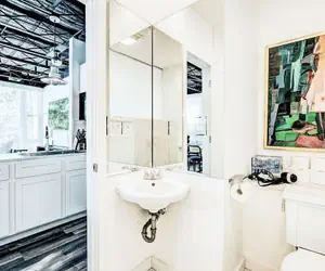 Photo 2 - Luxury 5BR House Private Studio 5mins to OU Cha