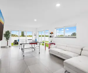 Photo 5 - Apt W/patio, Balcony & Mini-golf