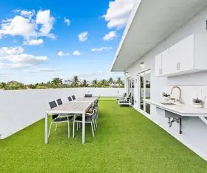 Photo 4 - Apt W/patio, Balcony & Mini-golf