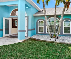 Photo 2 - Orange Cove Heated Pool Oasis of Calm - Look