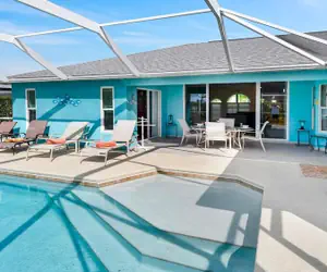 Photo 5 - Orange Cove Heated Pool Oasis of Calm - Look