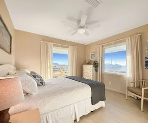 Photo 4 - Beautiful Views Easy Beach & Bay Access