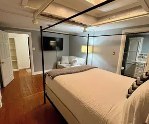 Photo 4 - Steps From Downtown Minutes to the Airport