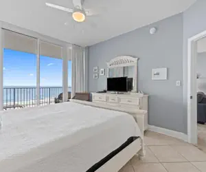 Photo 2 - Lighthouse 513