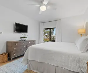 Photo 4 - Shipwatch Riverside E104