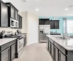 Photo 3 - Solterra Resort!! Spacious House With Game Room, Private Pool and Movie Room!!