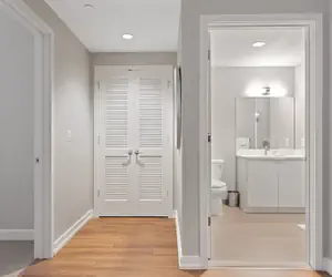 Photo 4 - Global Luxury Suites Brookline Village