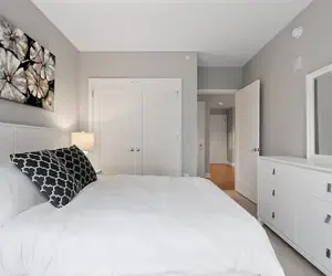 Photo 3 - Global Luxury Suites Brookline Village