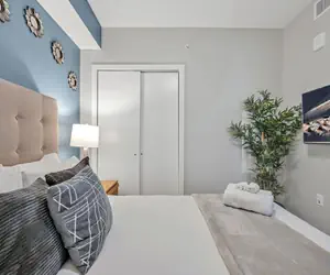 Photo 2 - High-rise Apt Raleigh Free Parking Sunset View 1