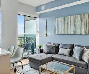 Photo 5 - High-rise Apt Raleigh Free Parking Sunset View 1