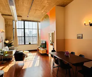 Photo 2 - Sosuite 2BR Apt w W/d, Gym, On-site Restaurant