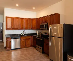 Photo 4 - Sosuite 2BR Apt w W/d, Gym, On-site Restaurant