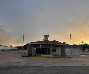 Photo 2 - Sunset Inn