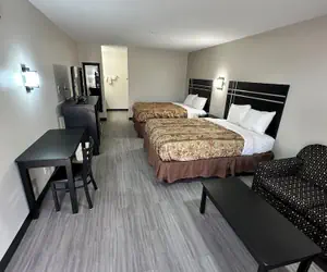 Photo 3 - Sunset Inn