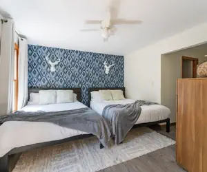 Photo 4 - Charming Poconos Retreat With hot tub Fireplace