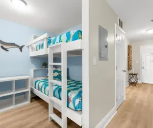 Photo 5 - Laketown Wharf 713- Our Lil Sea-cret