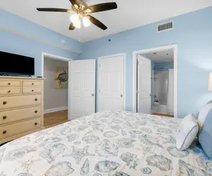 Photo 2 - Laketown Wharf 713- Our Lil Sea-cret