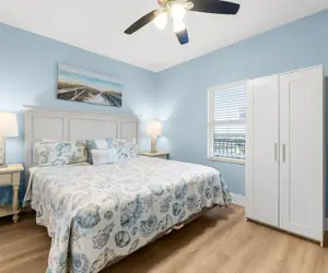 Photo 4 - Laketown Wharf 713- Our Lil Sea-cret