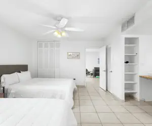 Photo 2 - Bay Harbor Sunset Apt 3A