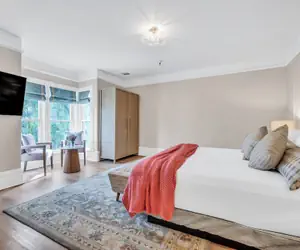 Photo 3 - Hennessey Estate