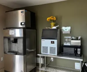 Photo 2 - Twin Lakes Inn and RV