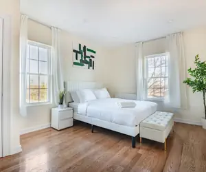 Photo 4 - 3BR Prime Luxury near NYC w Arcade Room