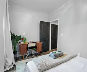 Photo 5 - Merion Village Residences 1164