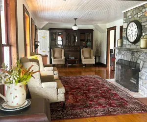 Photo 3 - Hotel Pemaquid