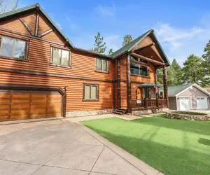 Photo 2 - Casa De Oso Lakefront