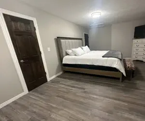 Photo 5 - Oakland Courtyard