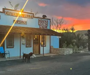 Photo 2 - Chisos Mining Co Motel