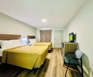 Photo 2 - Suite 16 Motel