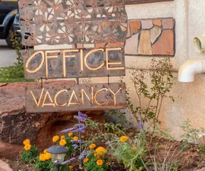 Photo 3 - Red Rock Inn