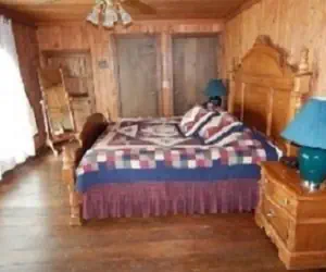 Photo 2 - House on Wagoner Lane