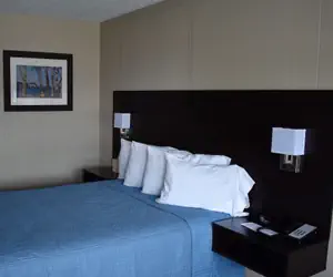 Photo 4 - Lighthouse View Motel