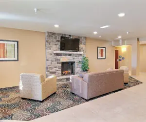 Photo 3 - Cobblestone Hotel & Suites - Beulah