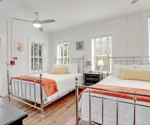 Photo 3 - Hibiscus House Bed Breakfast Citrus Room