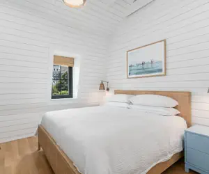 Photo 5 - Block Island Bunk House