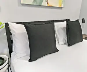 Photo 2 - Lovely 1BR Apt - Belmont B3