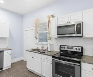 Photo 2 - 2nd Ave East Lake Craftsman