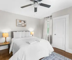 Photo 5 - 52nd Ensley Chic