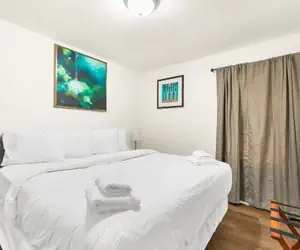 Photo 5 - 12th Ave The Bricks - Unit 4