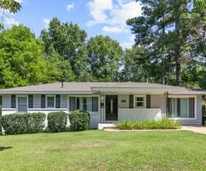 Photo 2 - Park Drive Picturesque