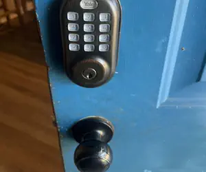 Photo 3 - Cedar Ave Escape