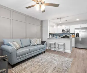 Photo 2 - Henry Place Boulevard