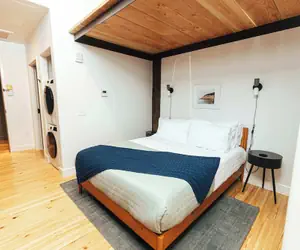 Photo 2 - Loft 307 The William Vinyl Downtown Vibes