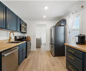 Photo 4 - Coastal Comfort 2BR Getaway St Pete