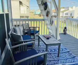 Photo 2 - Saltwater Solace, For 8