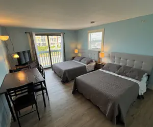 Photo 2 - GREENKEY BEACH MOTEL