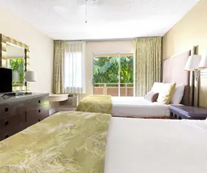 Photo 5 - Plantation Suites Hotel